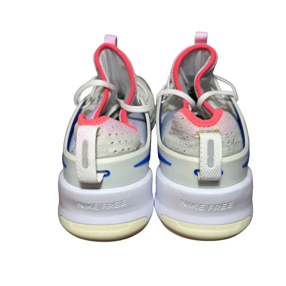Nike free Metcon White Mesh Sneaker with Blue Swoosh and Pink Collar size 12
